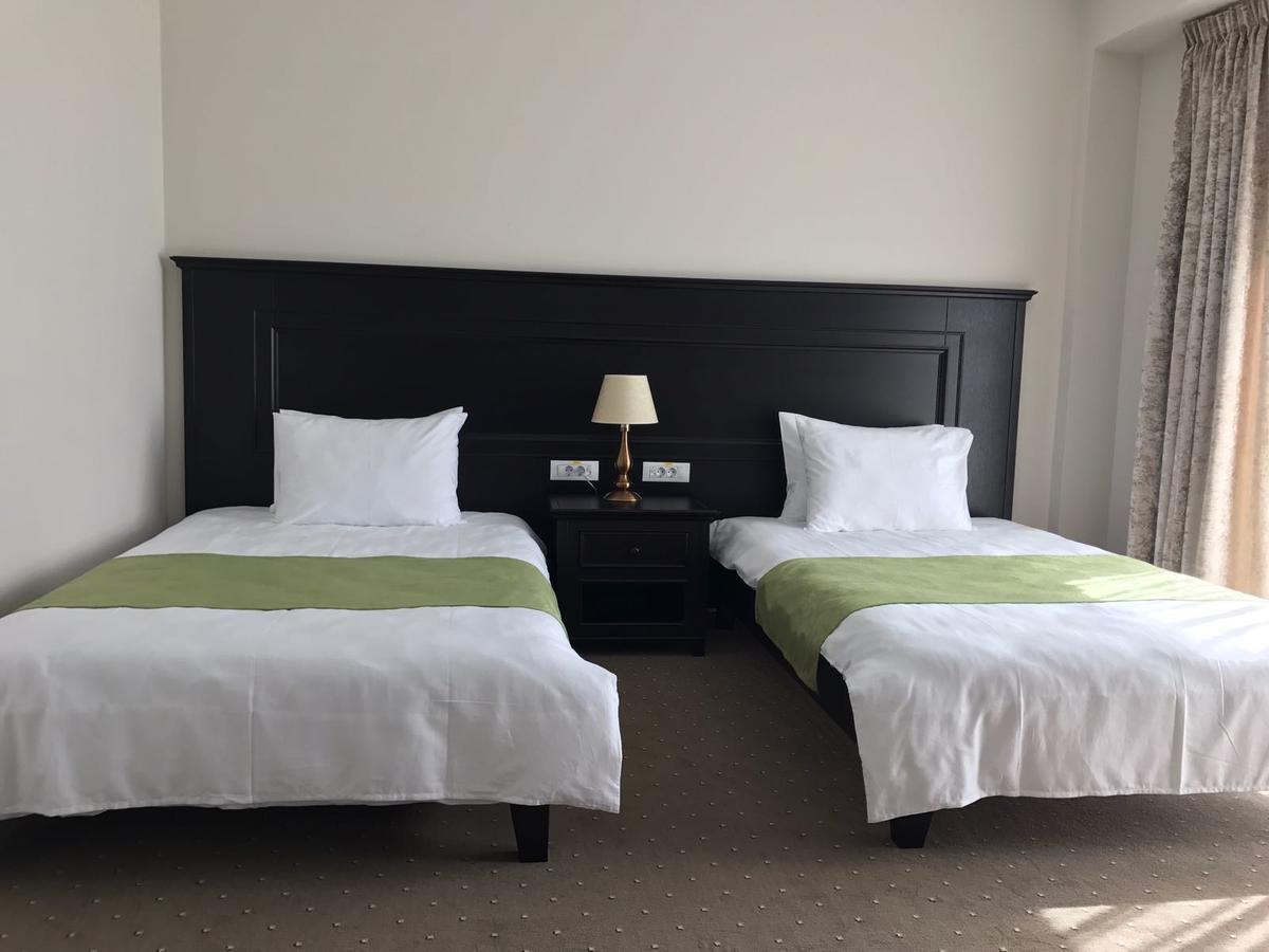 Guest house Pensiunea Himalaya *